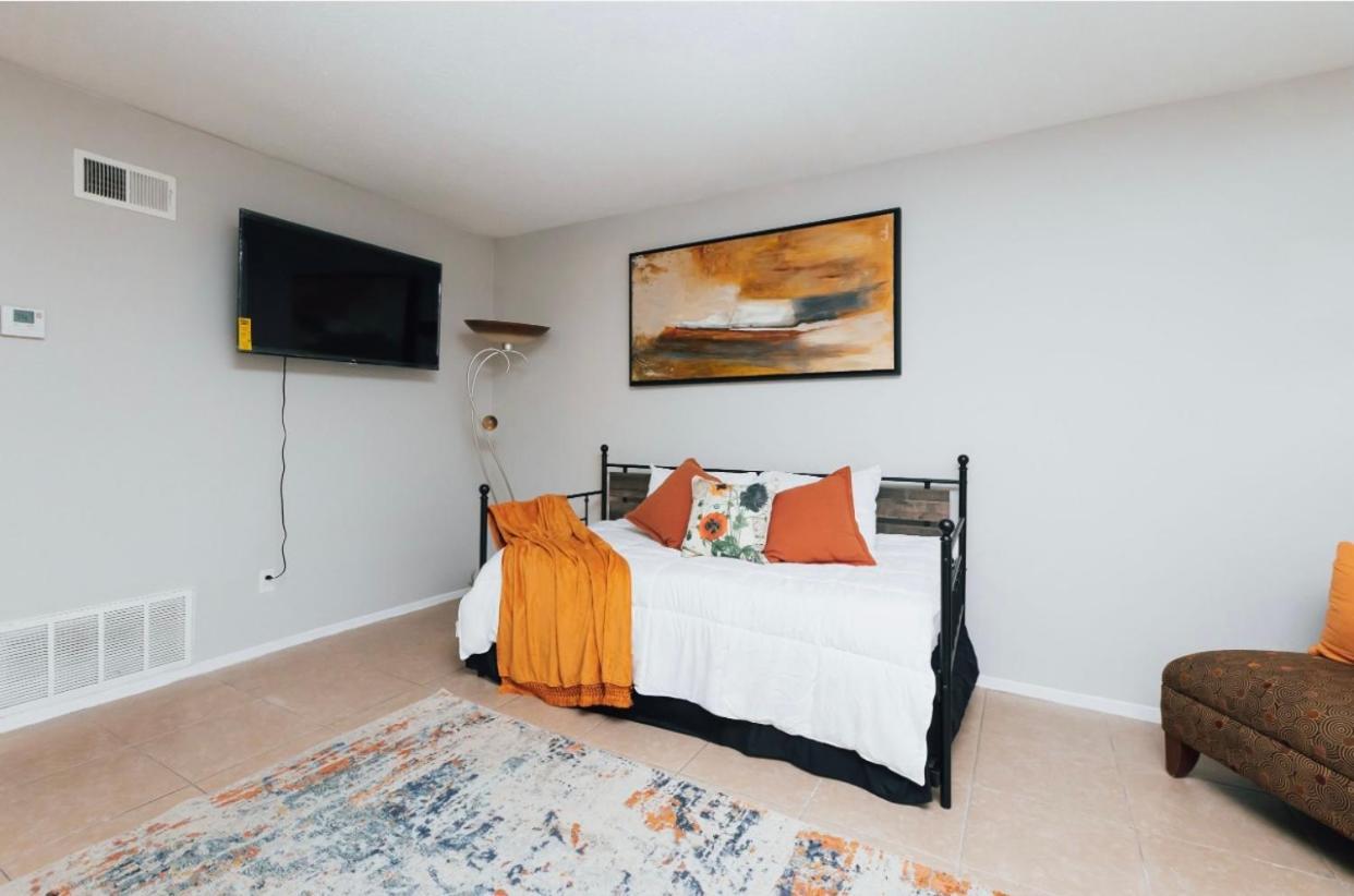 יוסטון Enticing 1Br Apartment In The Heart Of The Heights מראה חיצוני תמונה